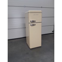 Kühlschrank Retro mit Gefrierfach 